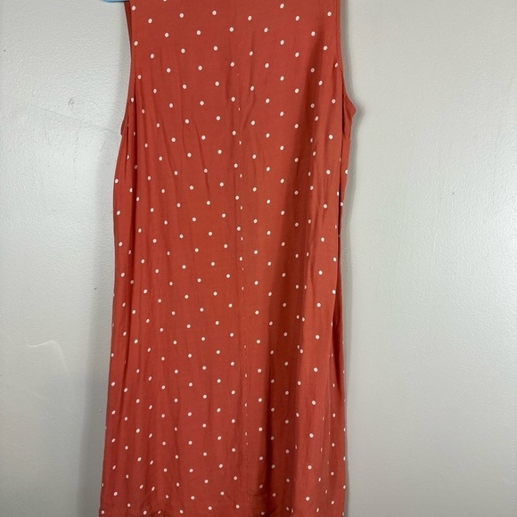 Madewell xxsmall 17 p2p. 31-1:2 length  vneck covered buttons. Sleeveless - Picture 3 of 7